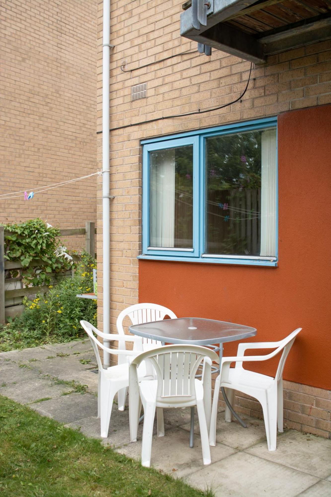 Well-Equipped 4 Bedroom House Close To City Centre Лідс Екстер'єр фото