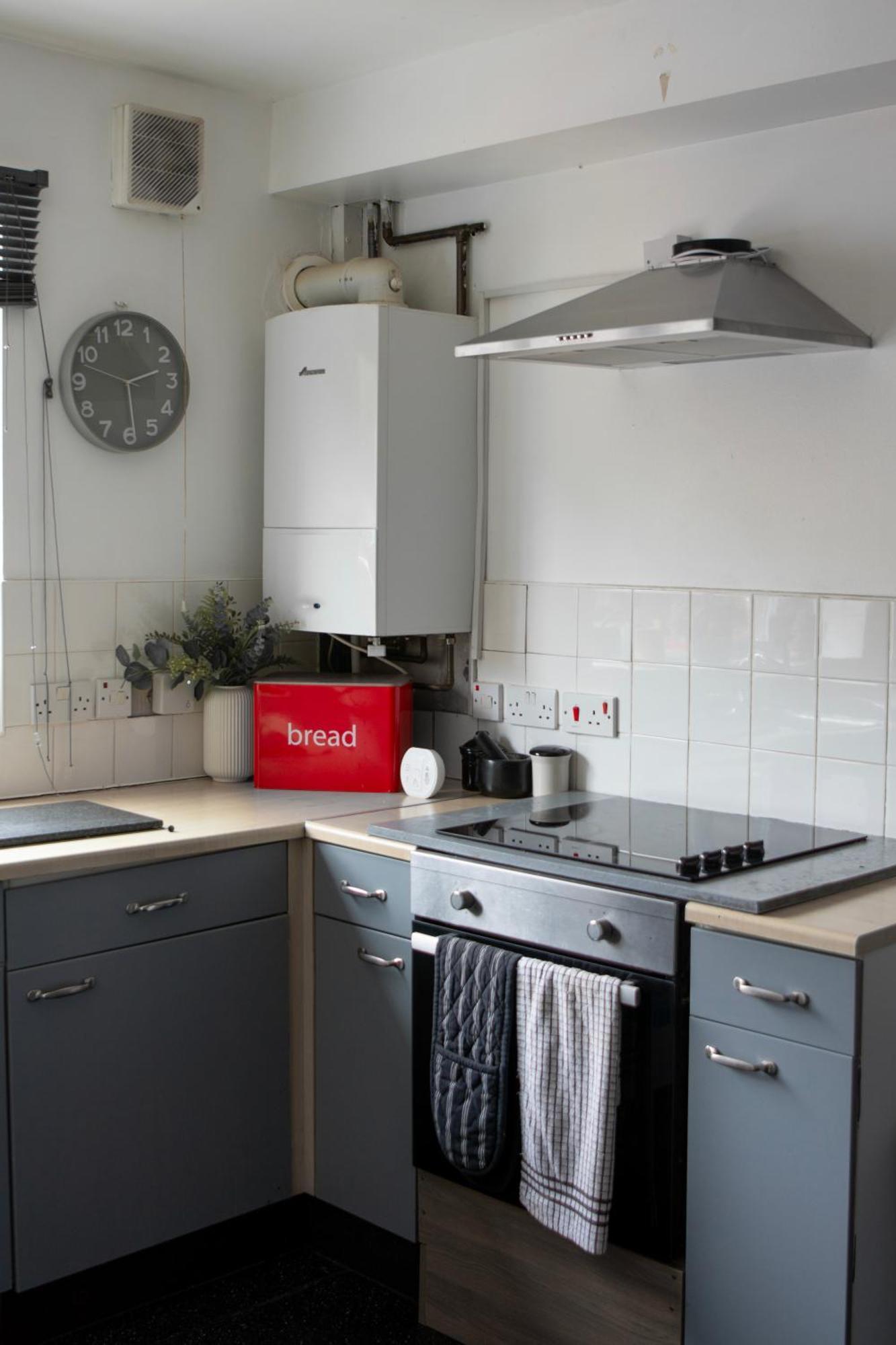 Well-Equipped 4 Bedroom House Close To City Centre Лідс Екстер'єр фото
